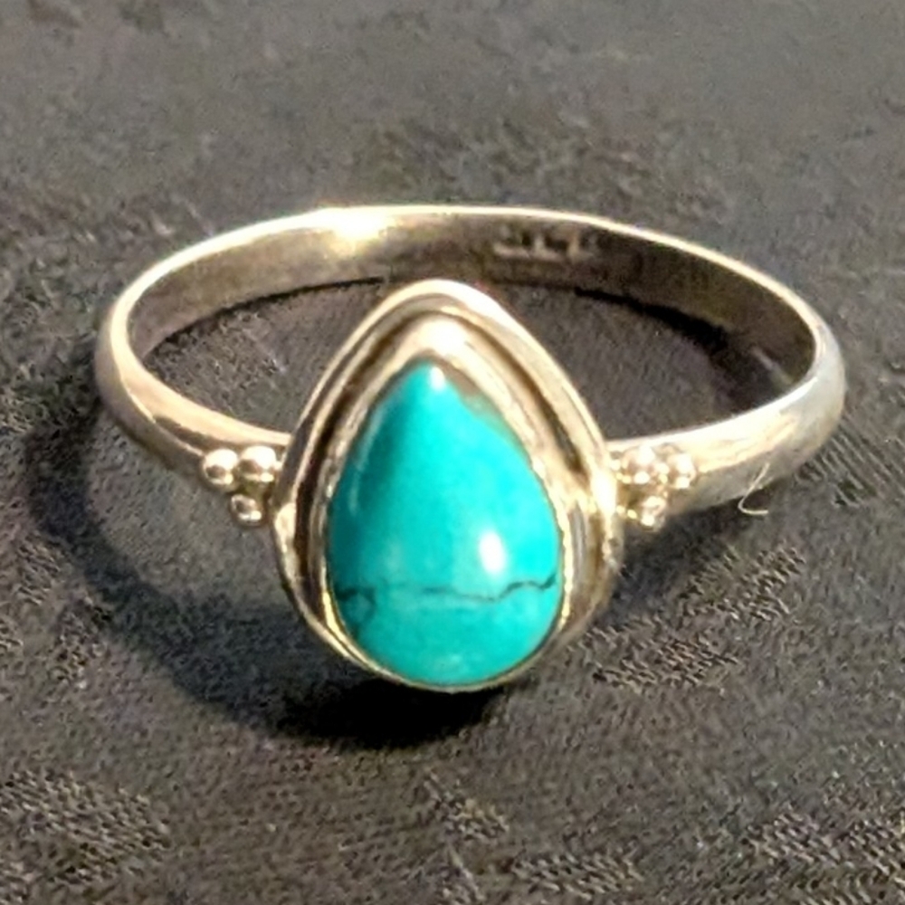 Sterling Silver Teardrop Turquoise Ring - Blue Green
